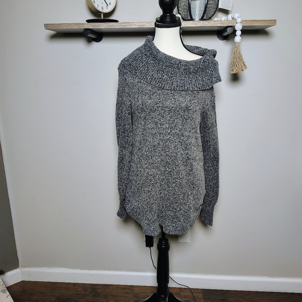 Tahari Heather Gray Cowl Neck Sweater